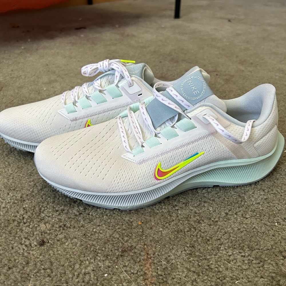 Nike Women’s Air Zoom Pegasus 38 PRM Size 11 New In Box
